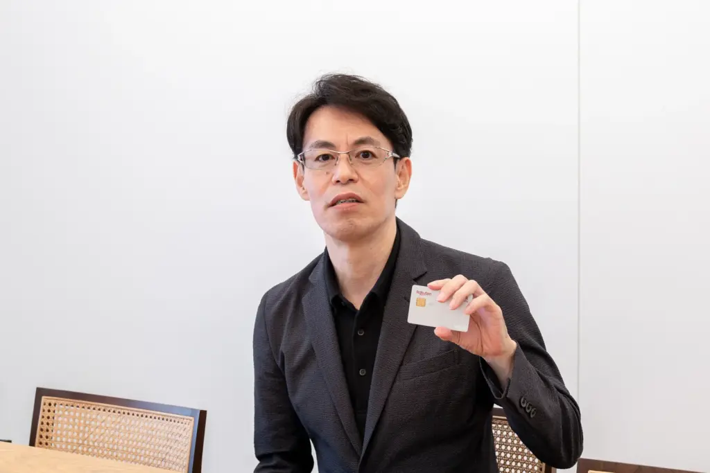 年会費無料の中でも楽天カードが人気