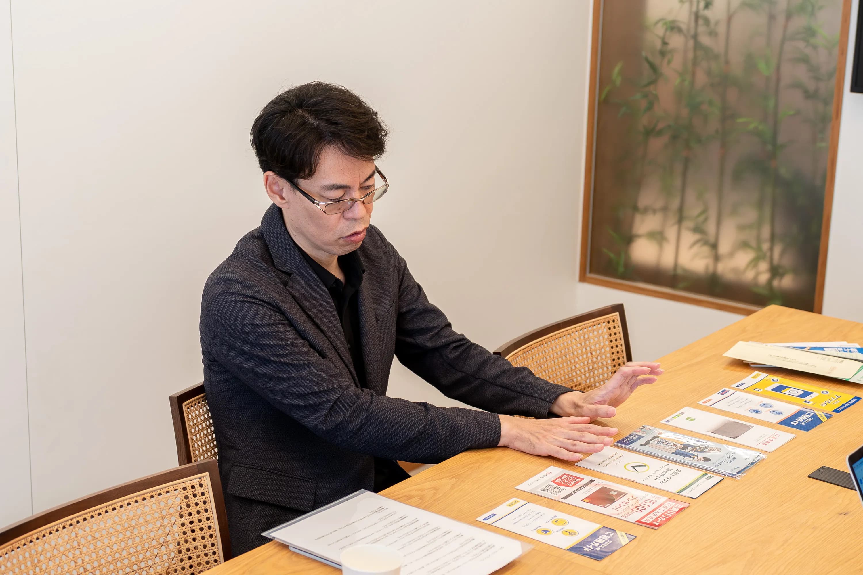 監修者水野さんのインタビュー風景写真