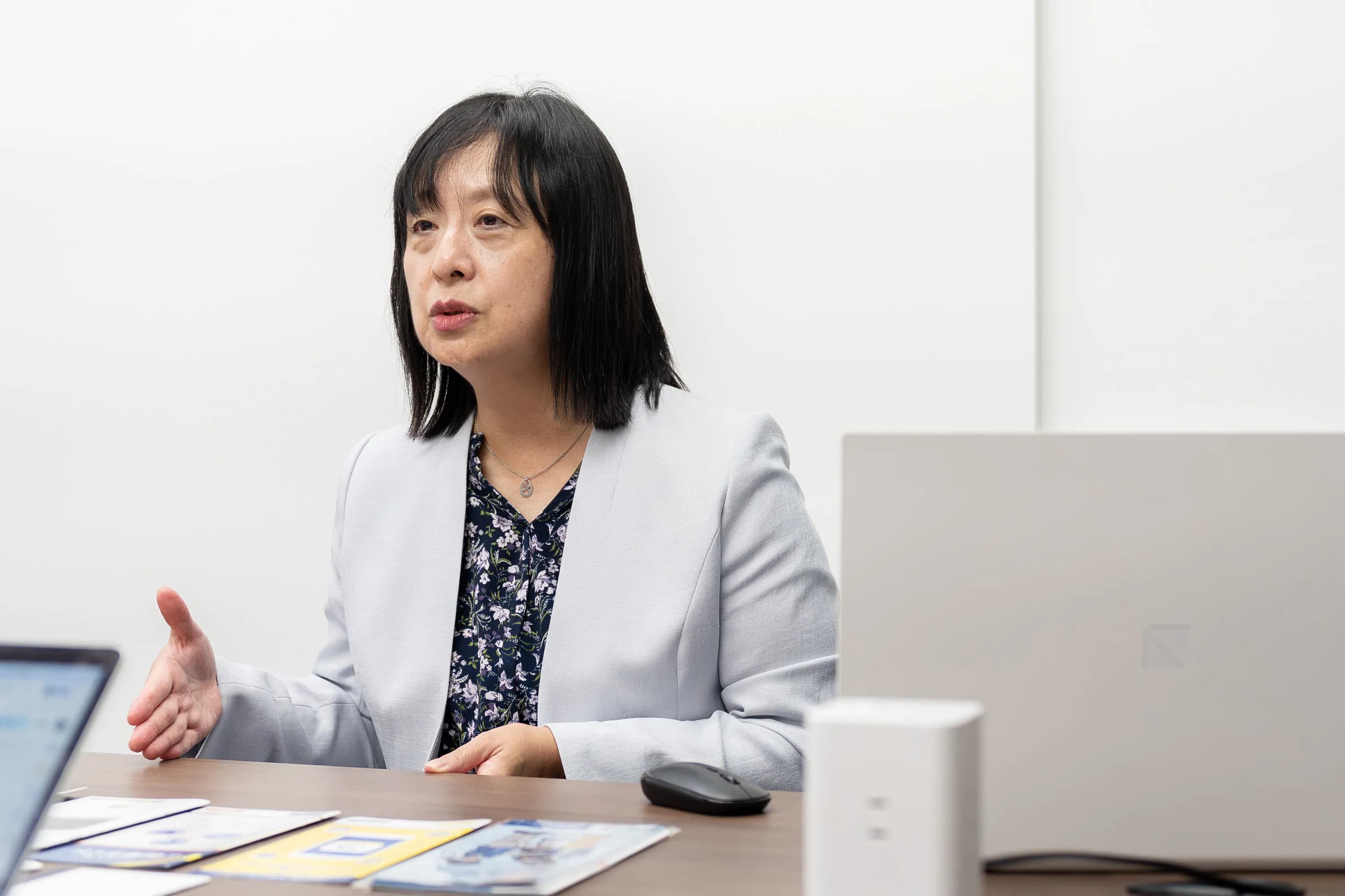 監修者山内さんインタビュー風景写真